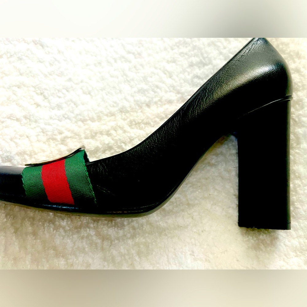 BEAUTIFUL VINTAGE GUCCI HIGH HEEL LOAFERS! Size 39
